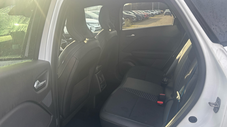 Renault Symbioz 1.6 E-Tech FHEV 145 Techno Esprit Alpine 5dr Auto Hybrid Estate